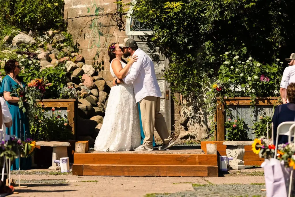 sunflower hill wi wedding