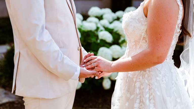 Eau Claire Wisconsin Wedding