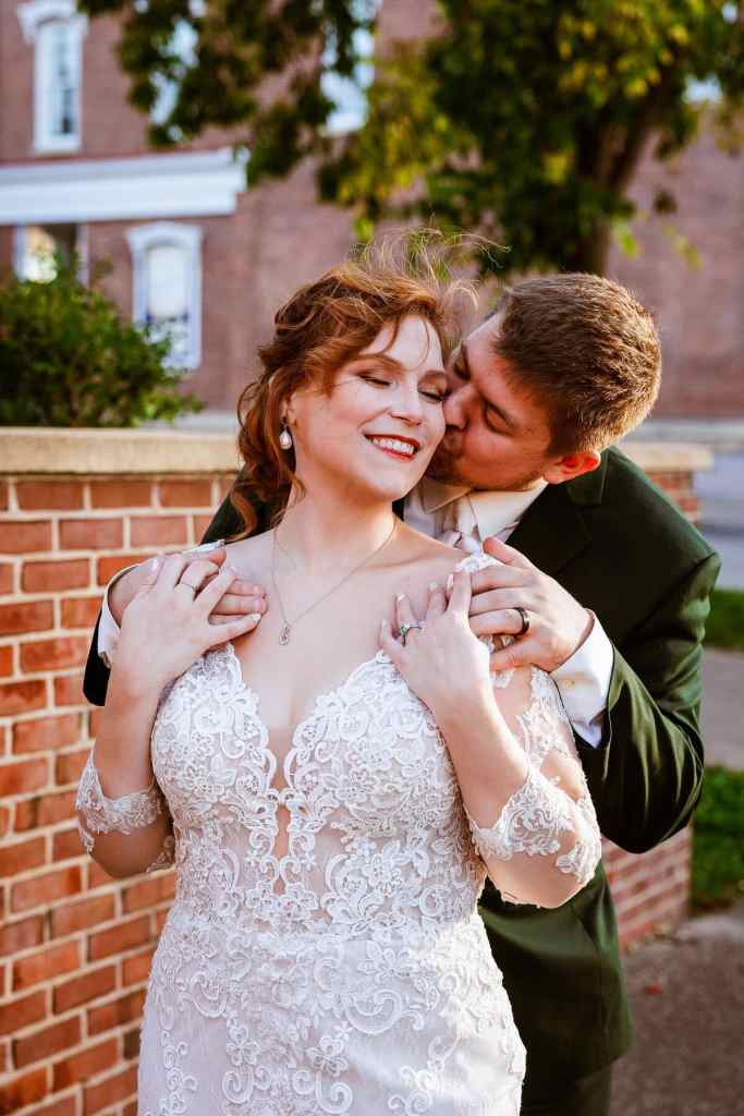 Historic St James Hotel Redwing MN Wedding