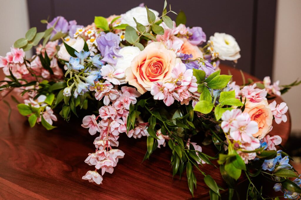 stillwater minnesota floral Lora Hotel wedding